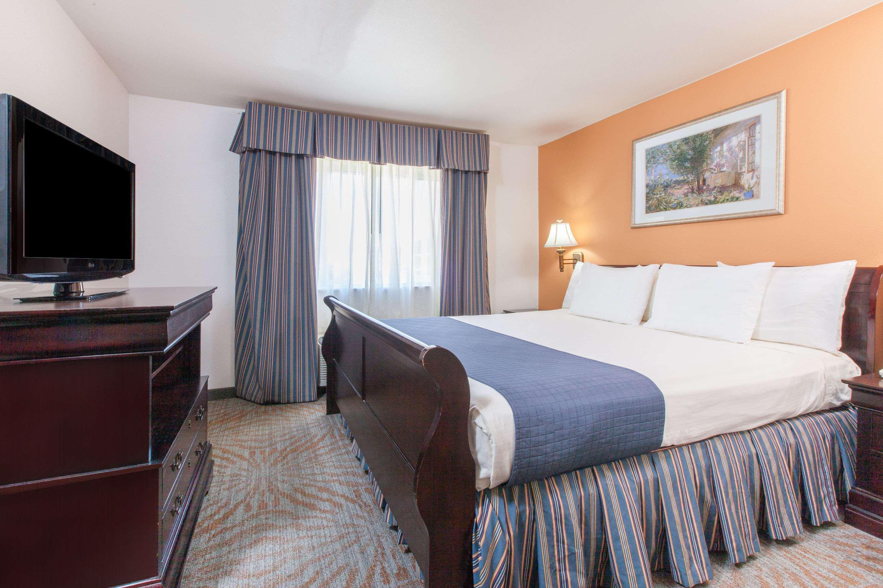 Super 8 By Wyndham Lubbock West Hotel Luaran gambar