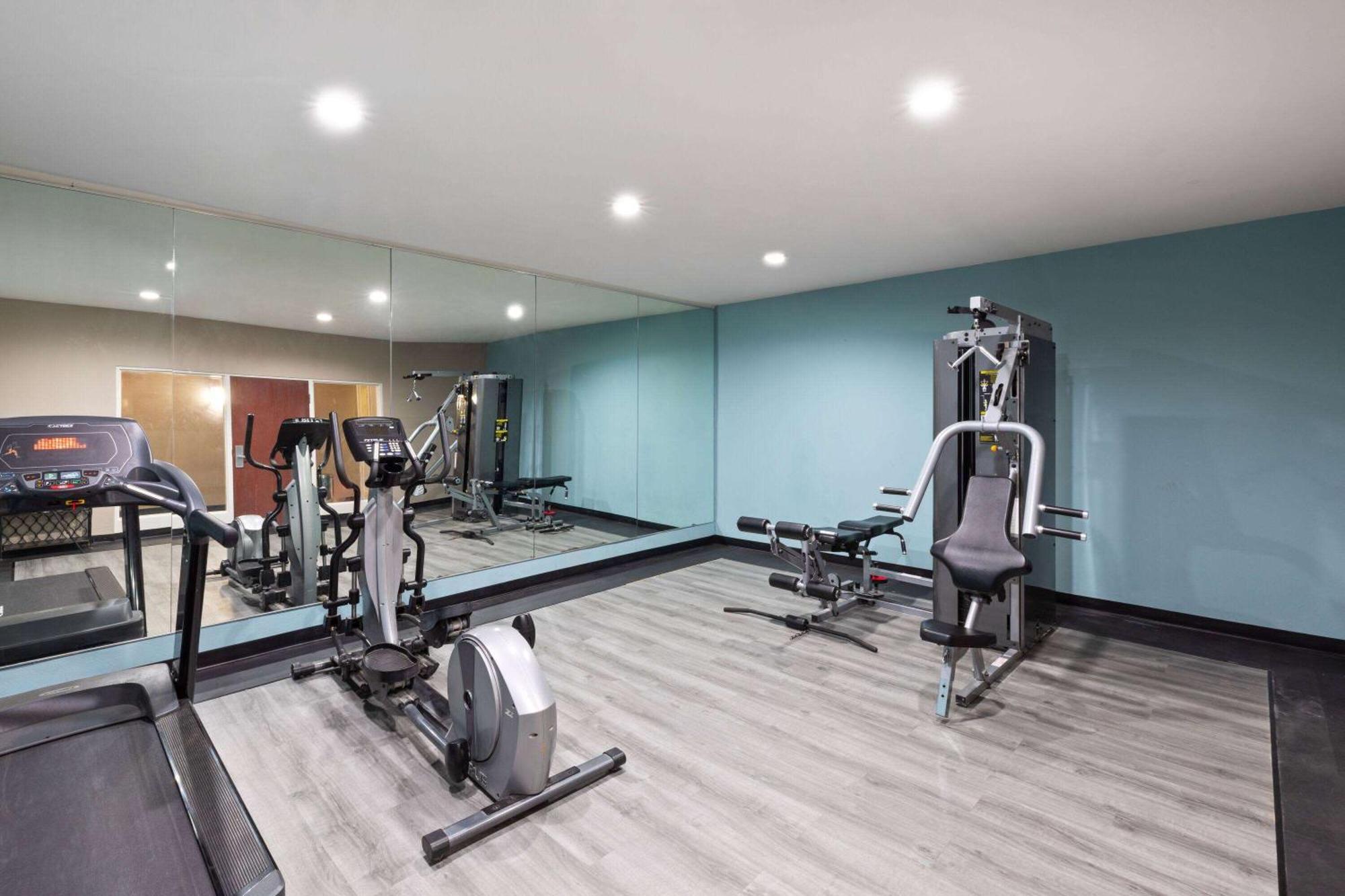 Super 8 By Wyndham Lubbock West Hotel Luaran gambar